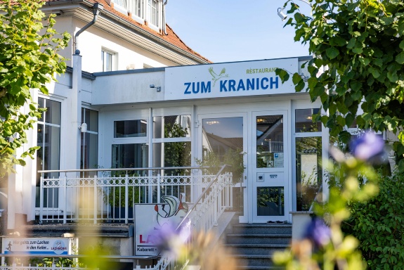 ZF_Leckeres-Essen-im-Restaurant-zum-Kranich
