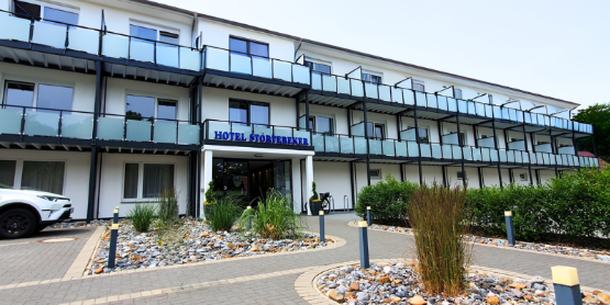 Hotel Störtebeker Hauptansicht Genießen Sie Ihren Urlaub im 3 Sterne Hotel Störtebeker im maritimen Stil