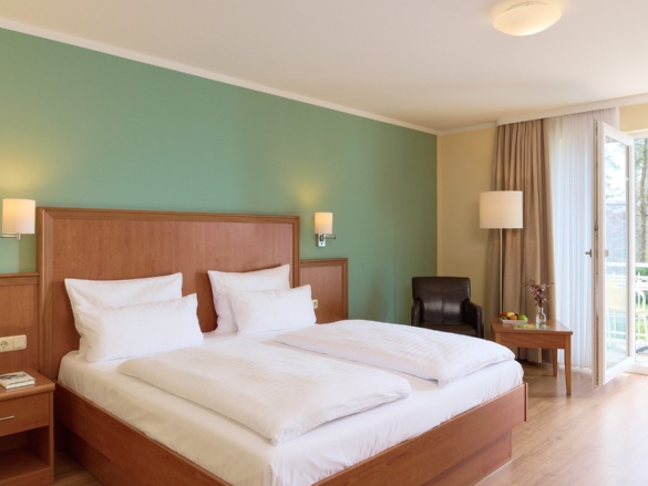 RR-Zimmer324-18-2500px-Foto Burwitz Pocha